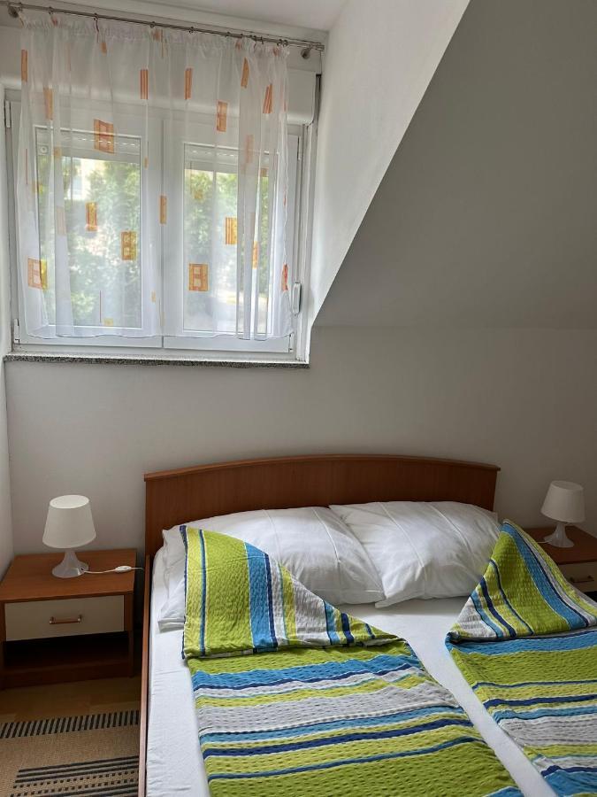 Apartmani Karlobag Eksteriør billede